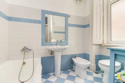 Apartamento T4 para Venda em Campo de Ourique