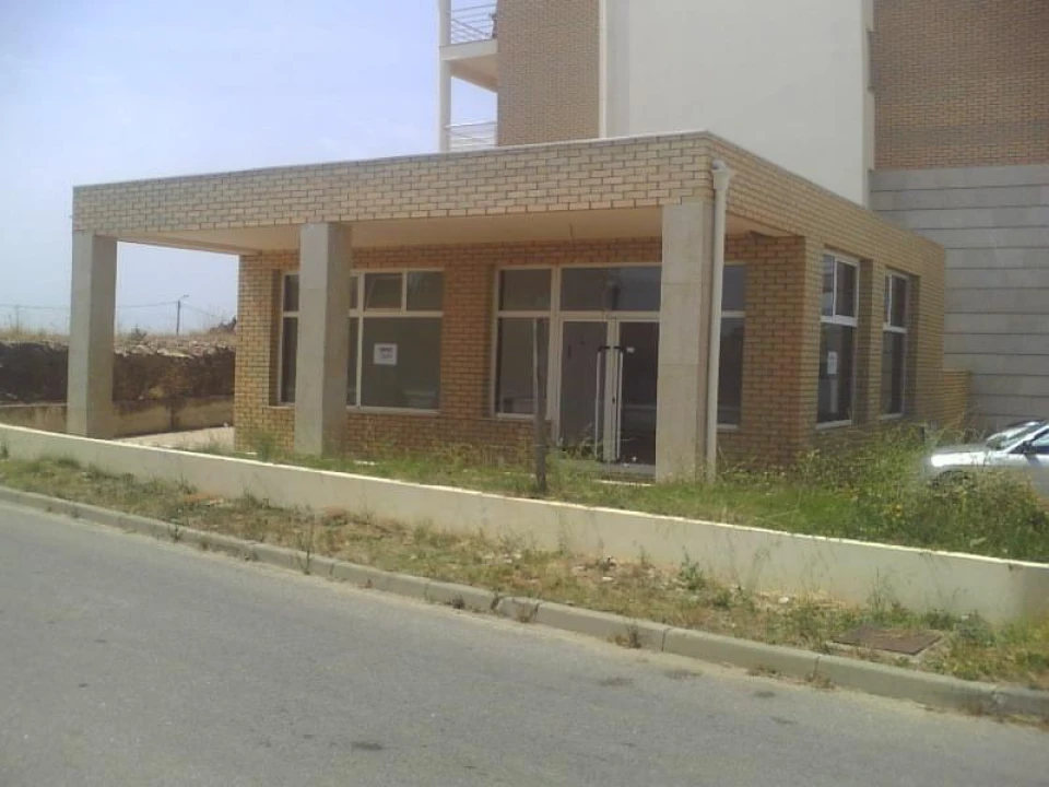 Loja para Venda em Alfandega da Fe Foto 1