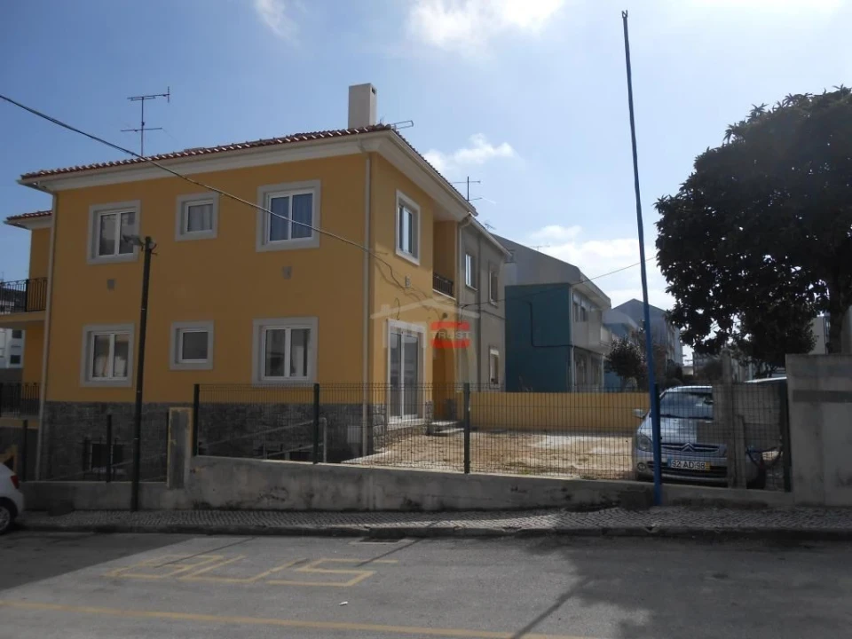 Moradia T3 para Venda em Fatima Foto 29