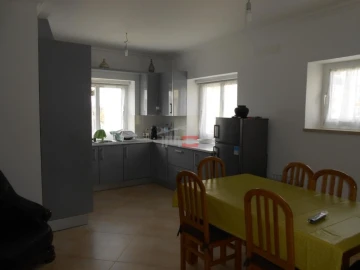 Moradia T3 para Venda em Fatima