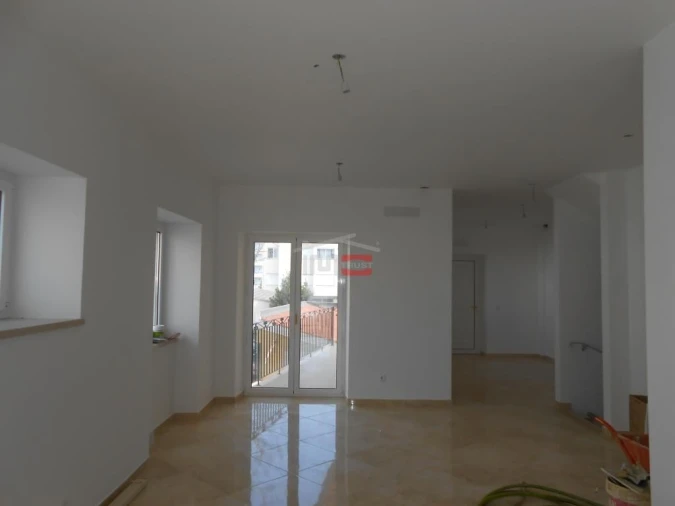 Moradia T3 para Venda em Fatima Foto 9