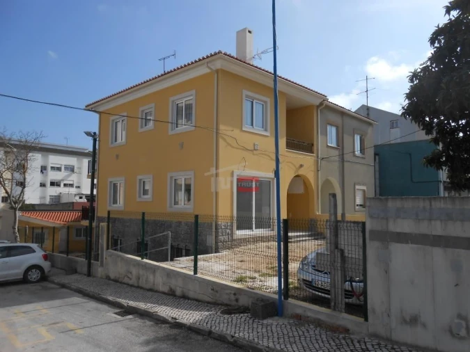 Moradia T3 para Venda em Fatima Foto 12