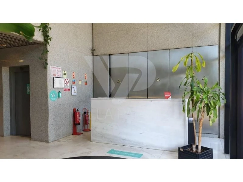 Escritório para Arrendamento em Algés, Linda-A-Velha e Cruz Quebrada-Dafundo Foto 13