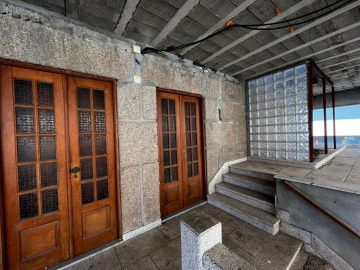 Moradia T12 para Venda em Torre de D. Chama