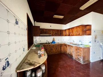 Moradia T12 para Venda em Torre de D. Chama