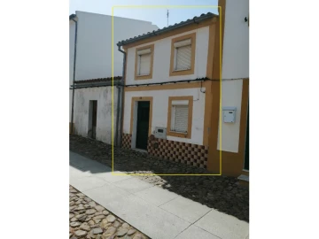 Moradia T4 para Venda em Montalvão