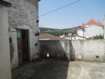 Moradia T5 para Venda em Santa Maria da Devesa