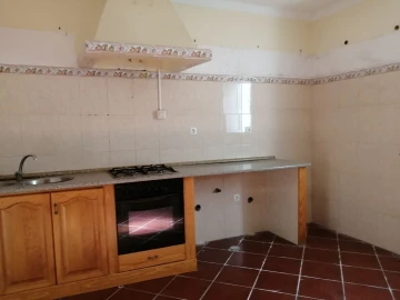 Moradia T0 para Venda em Barbacena e Vila Fernando