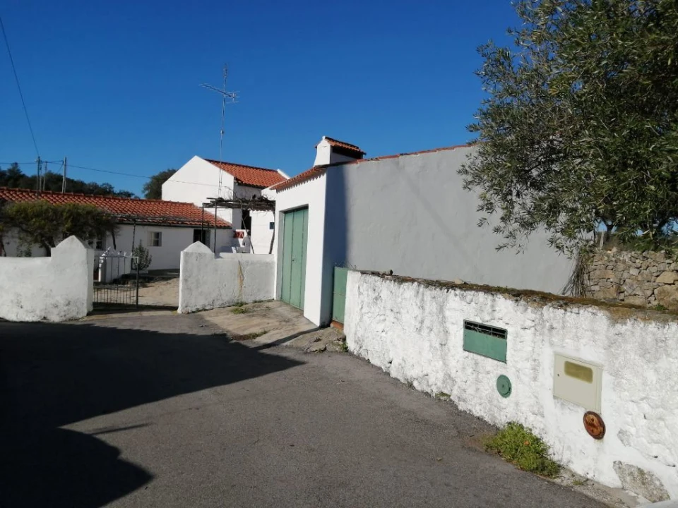 Moradia T3 para Venda em Beirã Foto 2