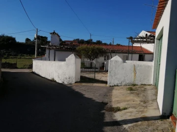 Moradia T3 para Venda em Beirã