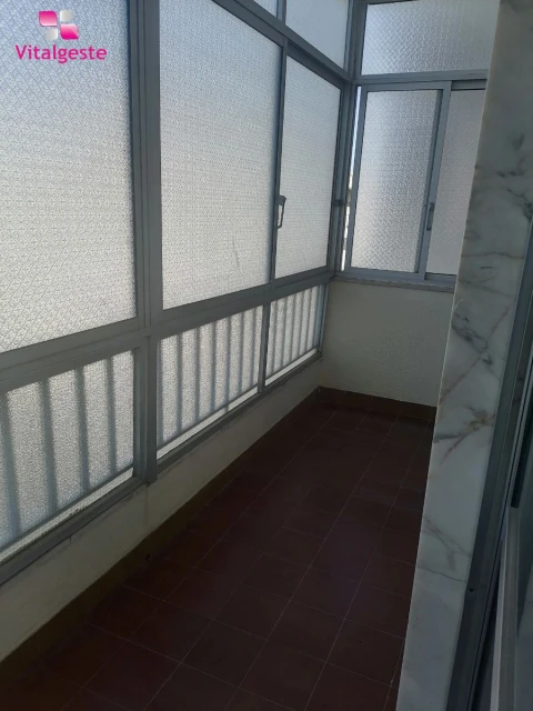 Apartamento T2 para Venda em Loures