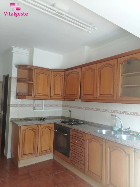 Apartamento T2 para Venda em Loures