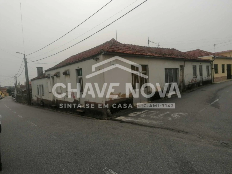 Moradia T2 para Venda em Espinho Foto 1