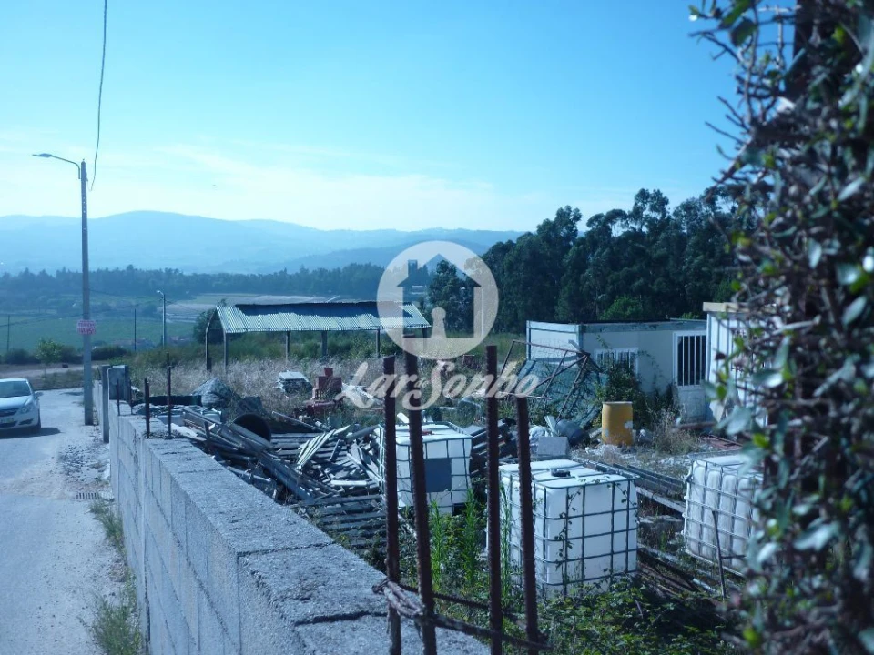 Terreno Misto para Venda em Vilar do Torno e Alentem Foto 1