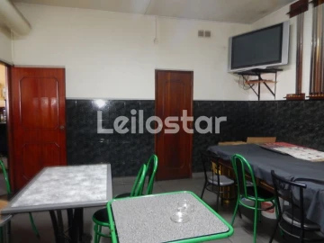 Loja para Trespasse em Oliveira do Douro