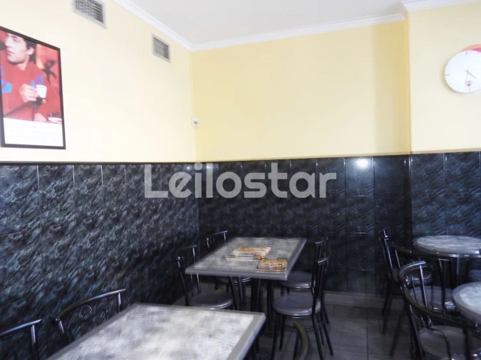 Loja para Trespasse em Oliveira do Douro Foto 7