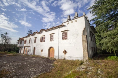 Quinta T5 para Venda em Vila das Aves