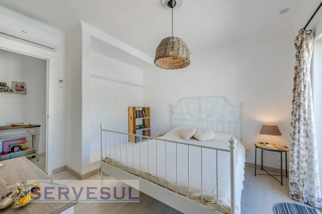 Moradia T3 para Venda em São Bartolomeu de Messines Foto 26