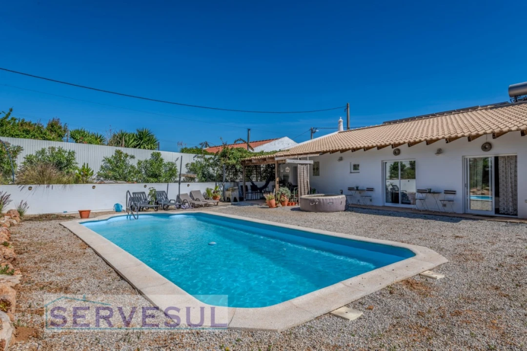 Moradia T3 para Venda em São Bartolomeu de Messines Foto 51