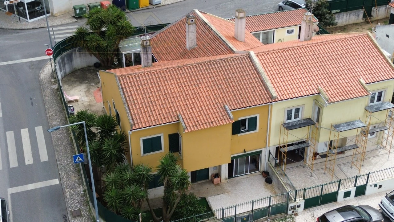 Moradia T4 para Venda em Sobral de Monte Agraço Foto 32