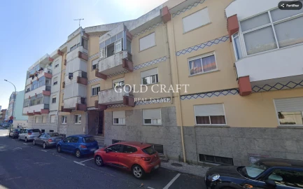 Apartamento T2 para Venda em Venteira