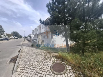 Terreno para Venda em Pinhal Novo