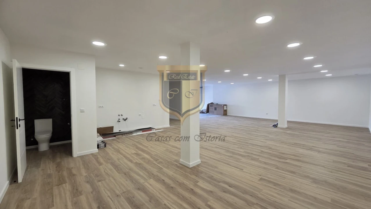 Moradia T4 para Venda em Silveira Foto 22