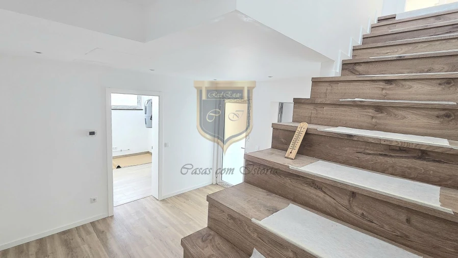 Moradia T4 para Venda em Silveira Foto 18