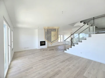 Moradia T4 para Venda em Silveira