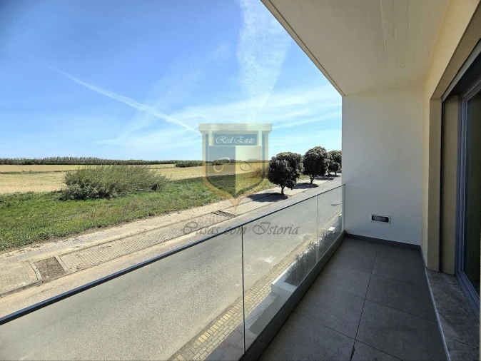 Moradia T4 para Venda em Silveira Foto 18