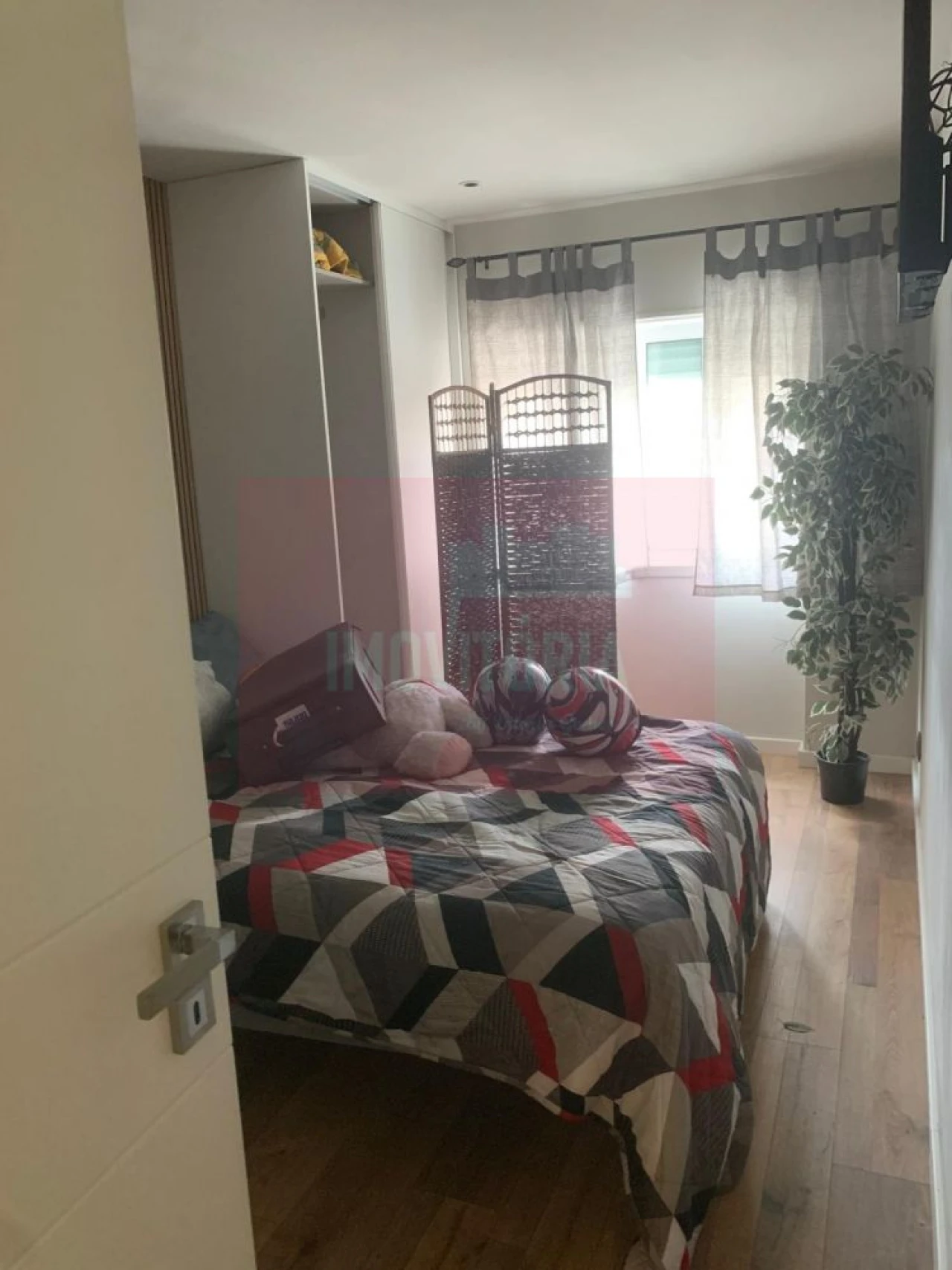 Apartamento T1 para Venda em Queluz e Belas Foto 14