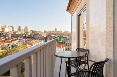 Apartamento T1 para Venda em Santa Marinha e São Pedro da Afurada