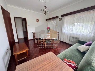 Moradia T4 para Venda em Cornes