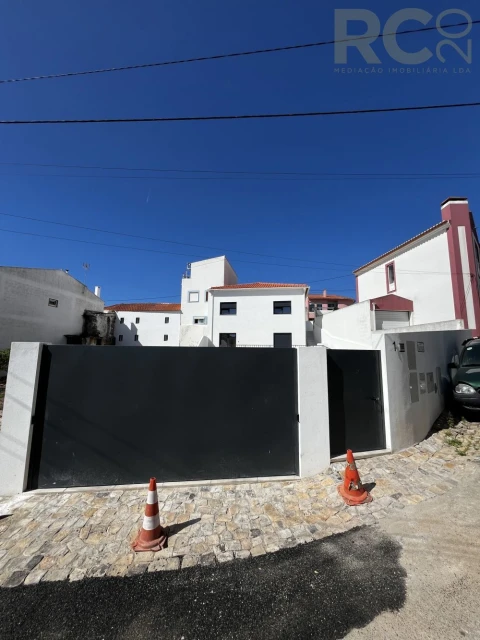 Moradia T3 para Venda em Santa Maria, São Pedro e Matacães