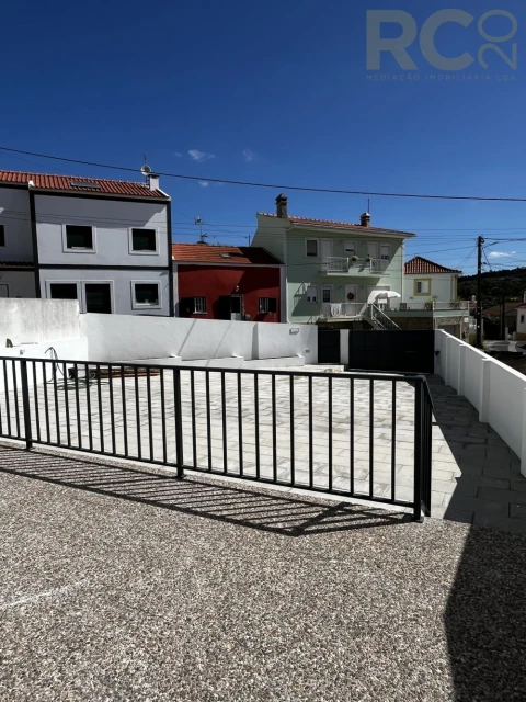 Moradia T3 para Venda em Santa Maria, São Pedro e Matacães