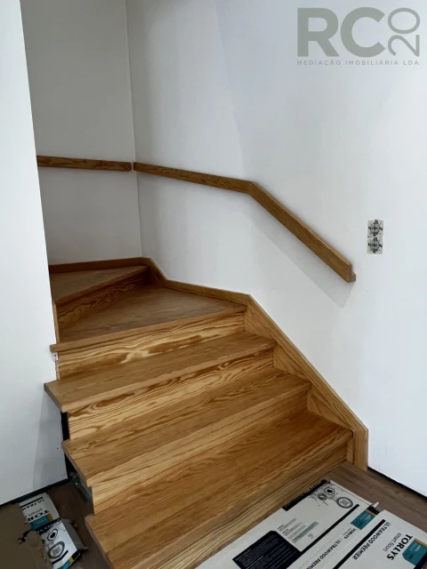 Moradia T3 para Venda em Santa Maria, São Pedro e Matacães