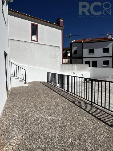 Moradia T3 para Venda em Santa Maria, São Pedro e Matacães