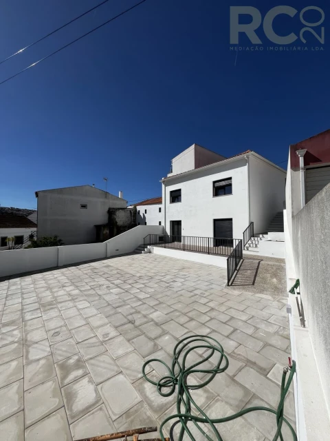 Moradia T3 para Venda em Santa Maria, São Pedro e Matacães