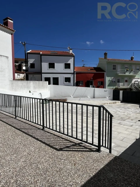 Moradia T3 para Venda em Santa Maria, São Pedro e Matacães