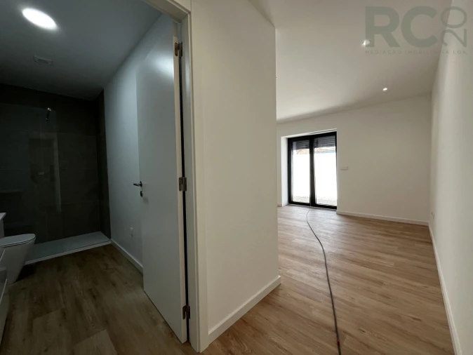 Moradia T3 para Venda em Santa Maria, São Pedro e Matacães Foto 21