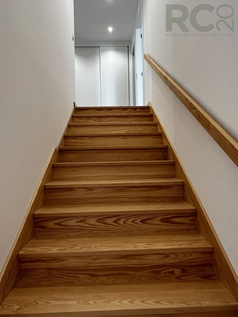 Moradia T3 para Venda em Santa Maria, São Pedro e Matacães Foto 17