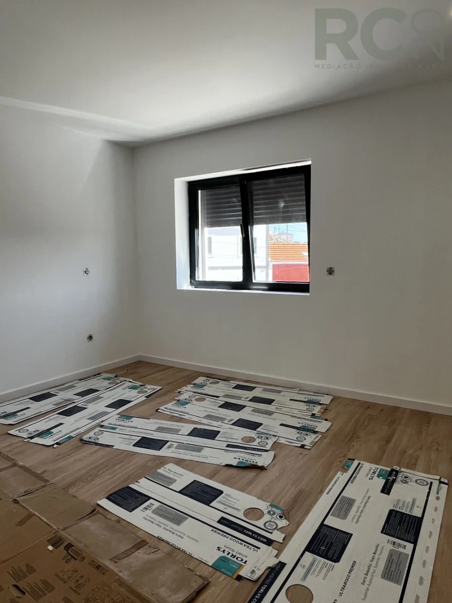 Moradia T3 para Venda em Santa Maria, São Pedro e Matacães Foto 31