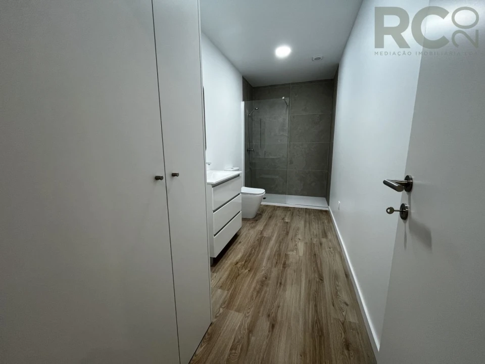 Moradia T3 para Venda em Santa Maria, São Pedro e Matacães Foto 27