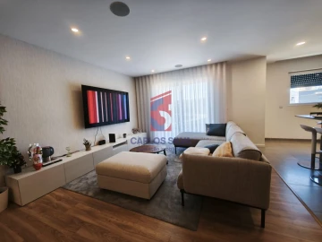 Apartamento T3 para Venda em Nine