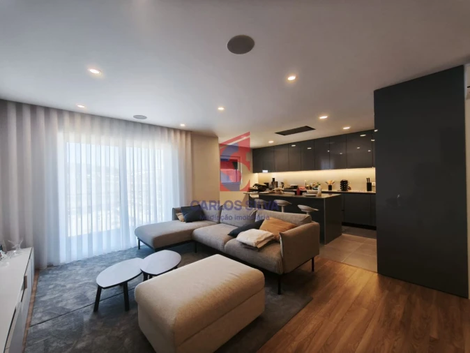 Apartamento T3 para Venda em Nine Foto 2