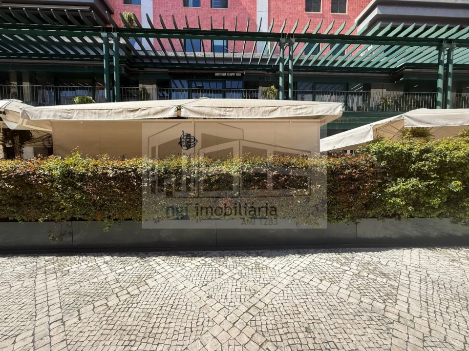 Loja para Venda em Santo António Foto 13