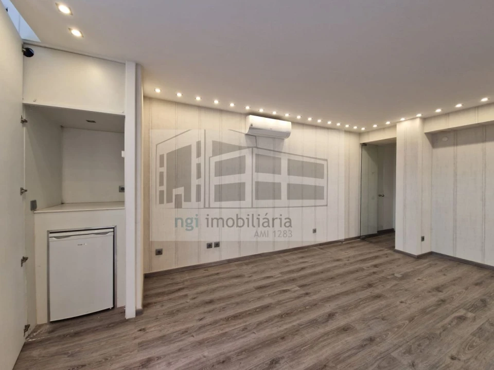 Loja para Venda em Santo António Foto 6