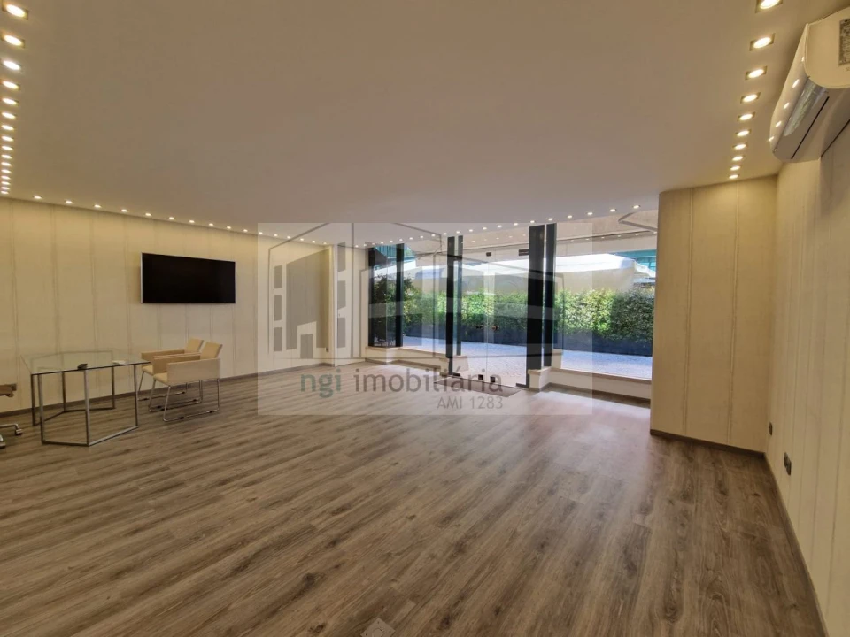 Loja para Venda em Santo António Foto 4