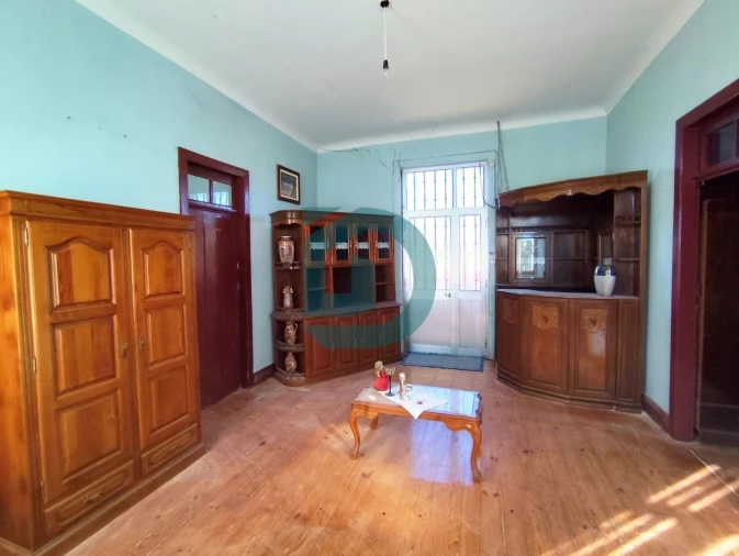 Moradia T3 para Venda em Retorta e Tougues Foto 6