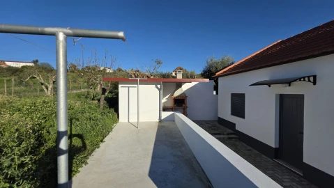 Moradia T2 para Venda em Igreja Nova do Sobral